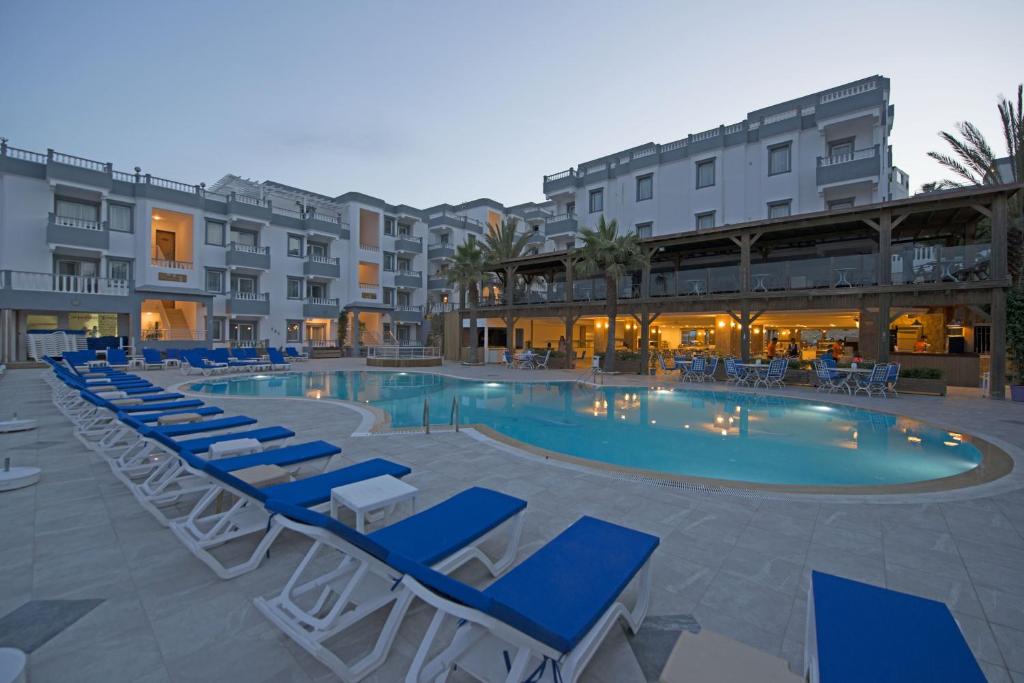 هتل اسمارت هالیدی بدروم